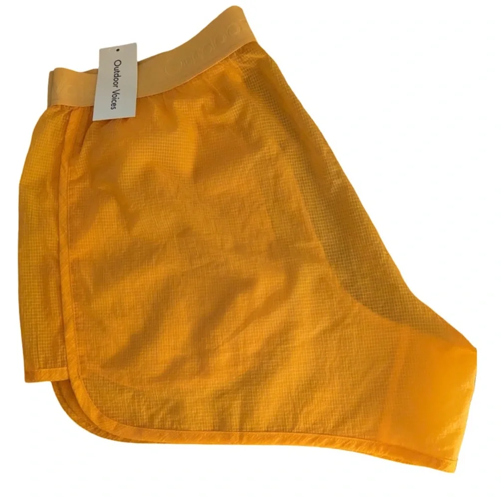 Outdoor Voices Mango 4” Overlay‎ Women's Athletic Shorts-NWT-size small